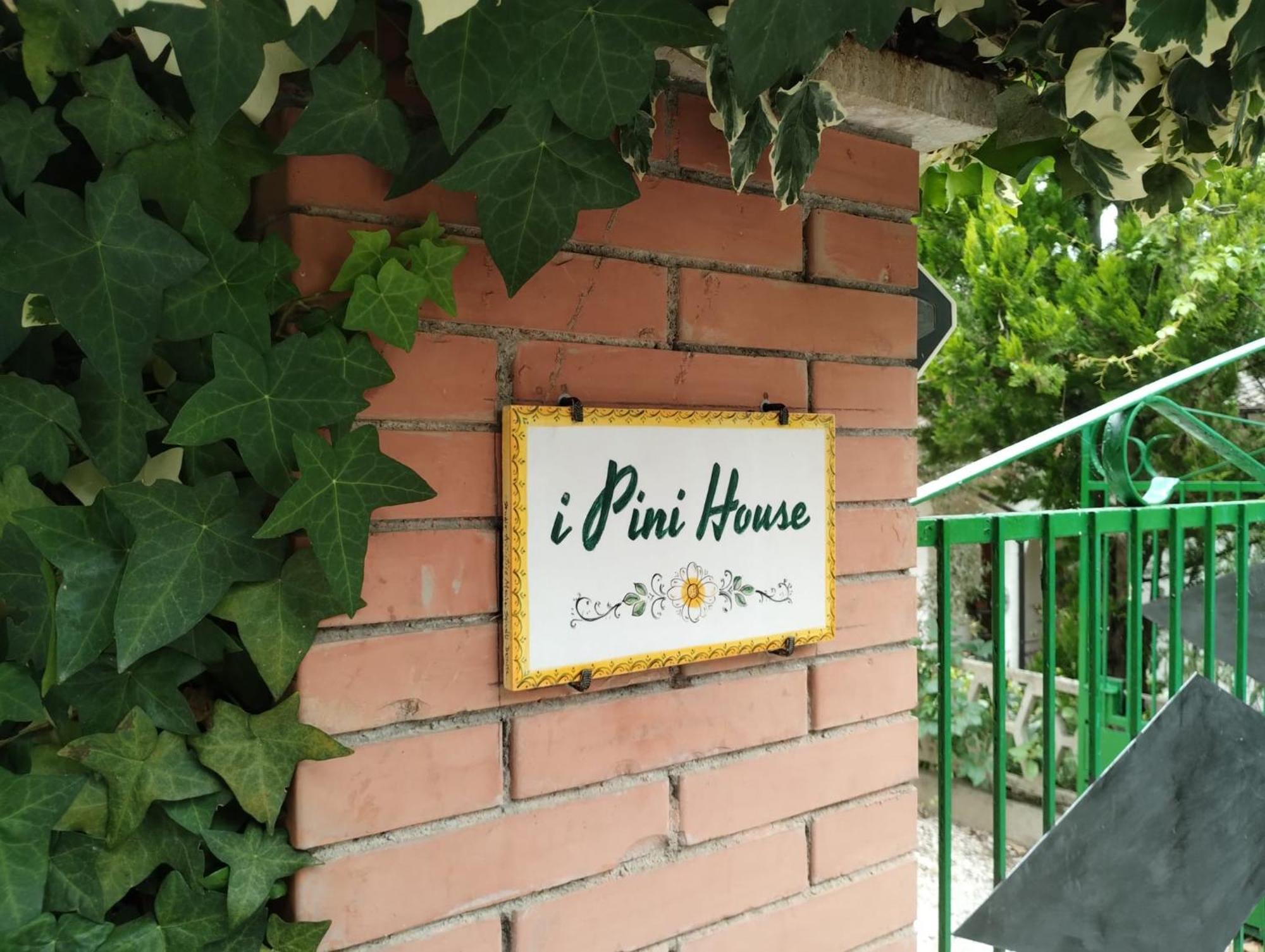 马焦内I Pini House别墅 外观 照片